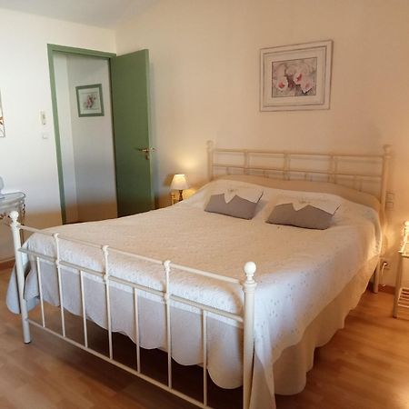 Fleur De Vigne Bed & Breakfast Monnieres  Екстериор снимка